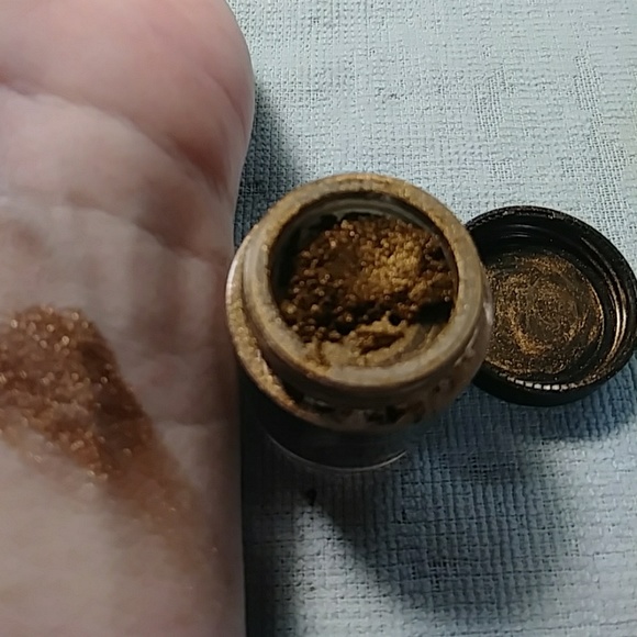 Shimmer eyeshadows - Picture 5 of 7